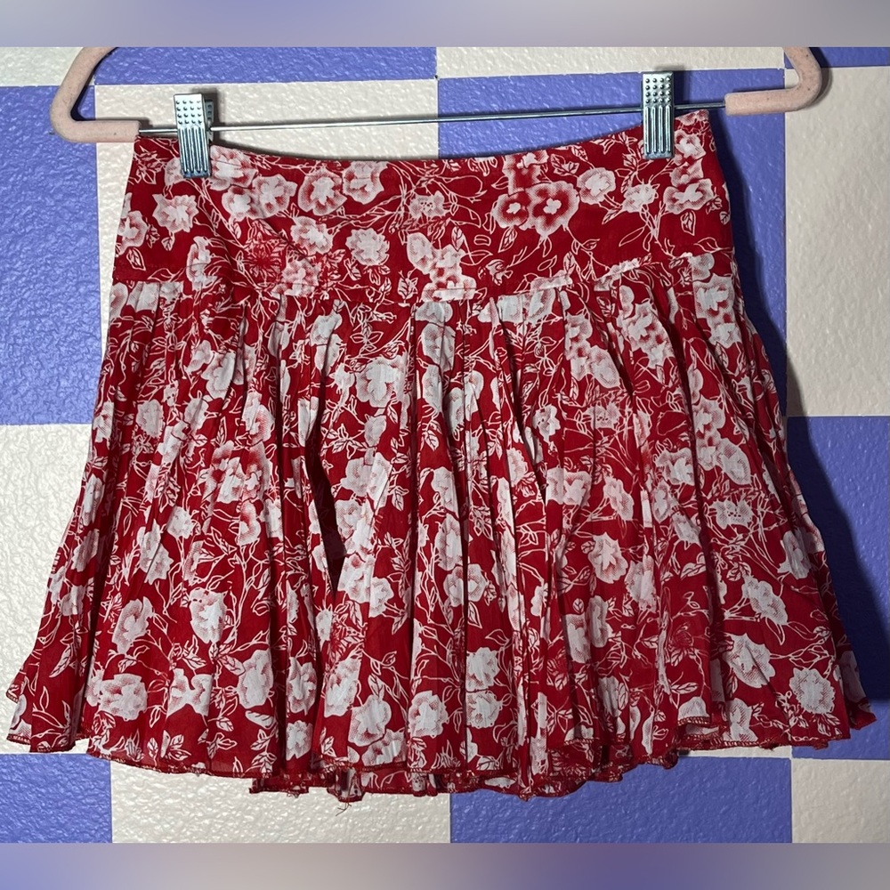 NWT Raga Ruffle Skirt in Red and White Floral - Size XS